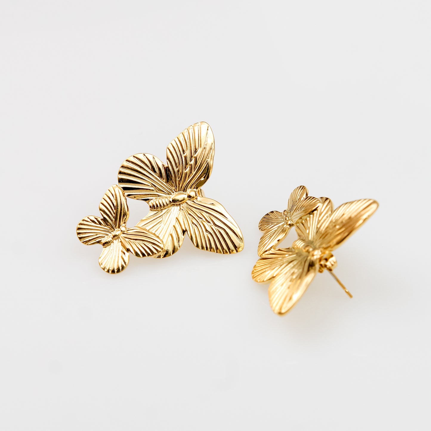 Aretes Mariposa Dorados.