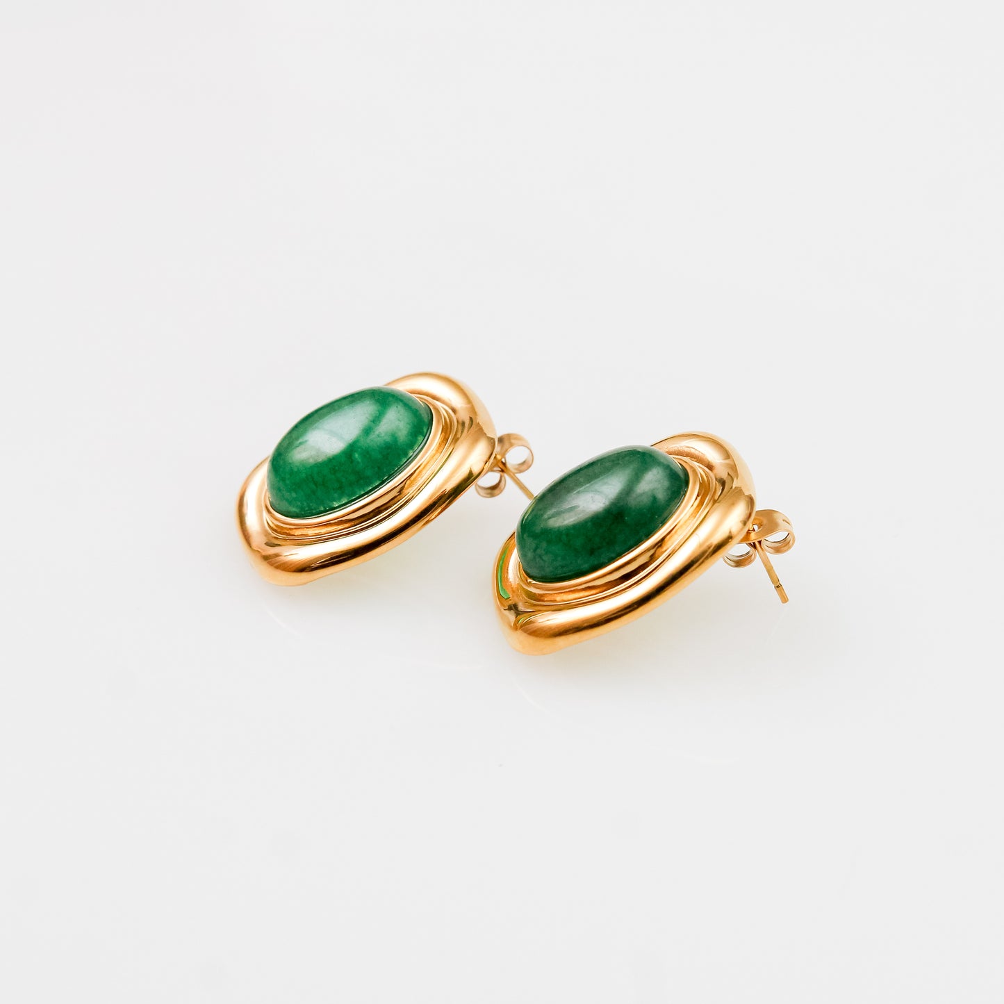 Aretes Dorados con Malaquita Central