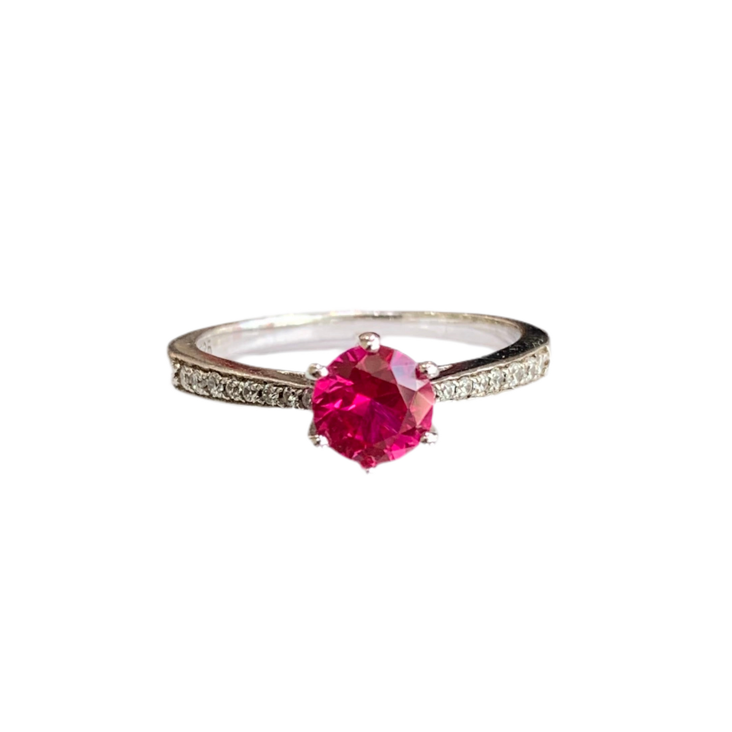 Anillo de Rubí en plata.925.