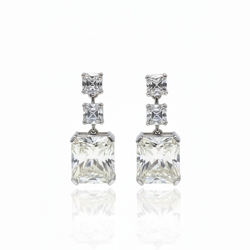 Aretes de Plata .925 con Moissanita Corte Rectangular