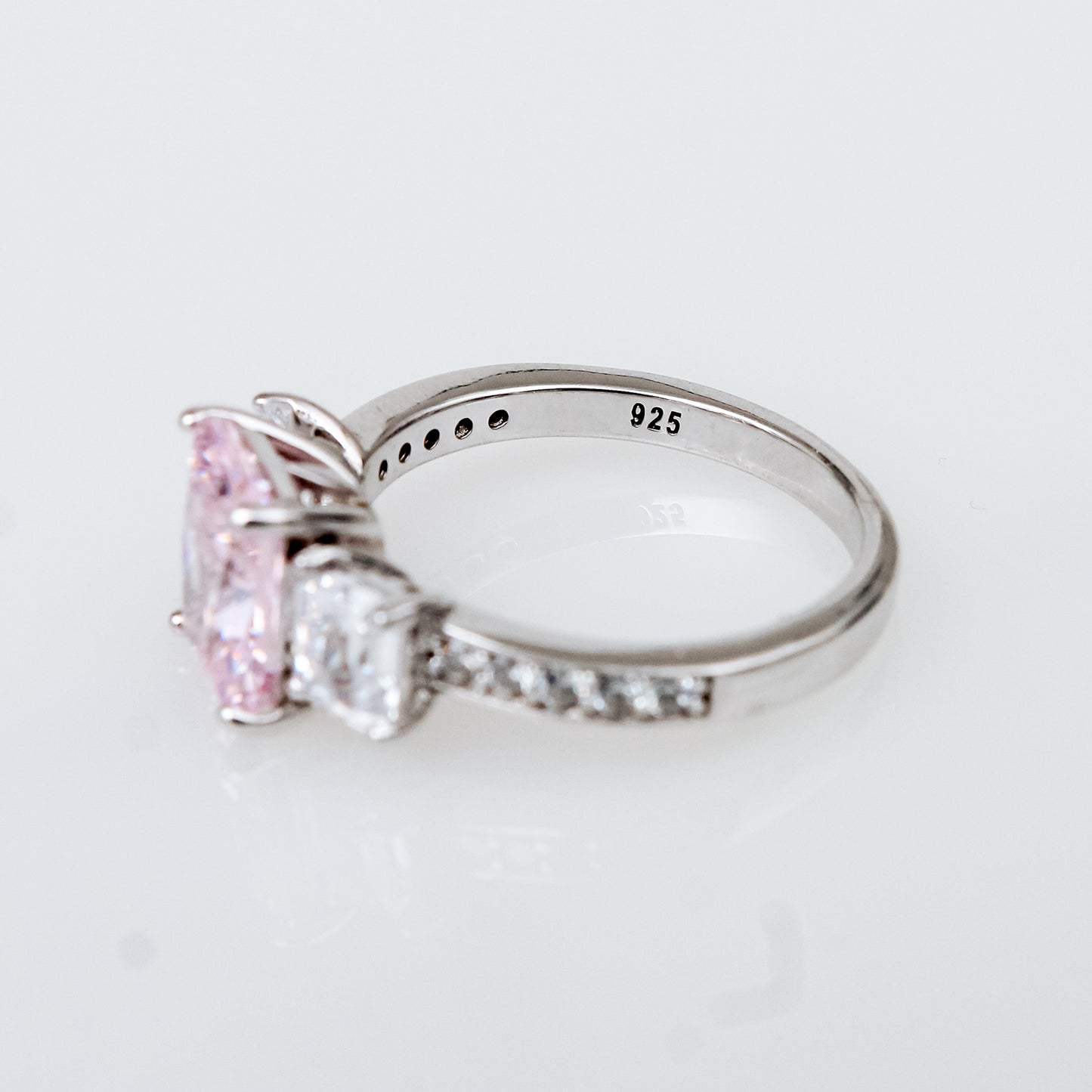 Anillo Trio de Corte Esmeralda en Plata 925