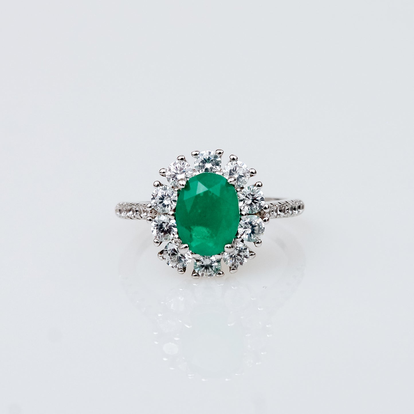 Anillo de Plata 925 con Esmeralda Colombiana y Topacio Blanco