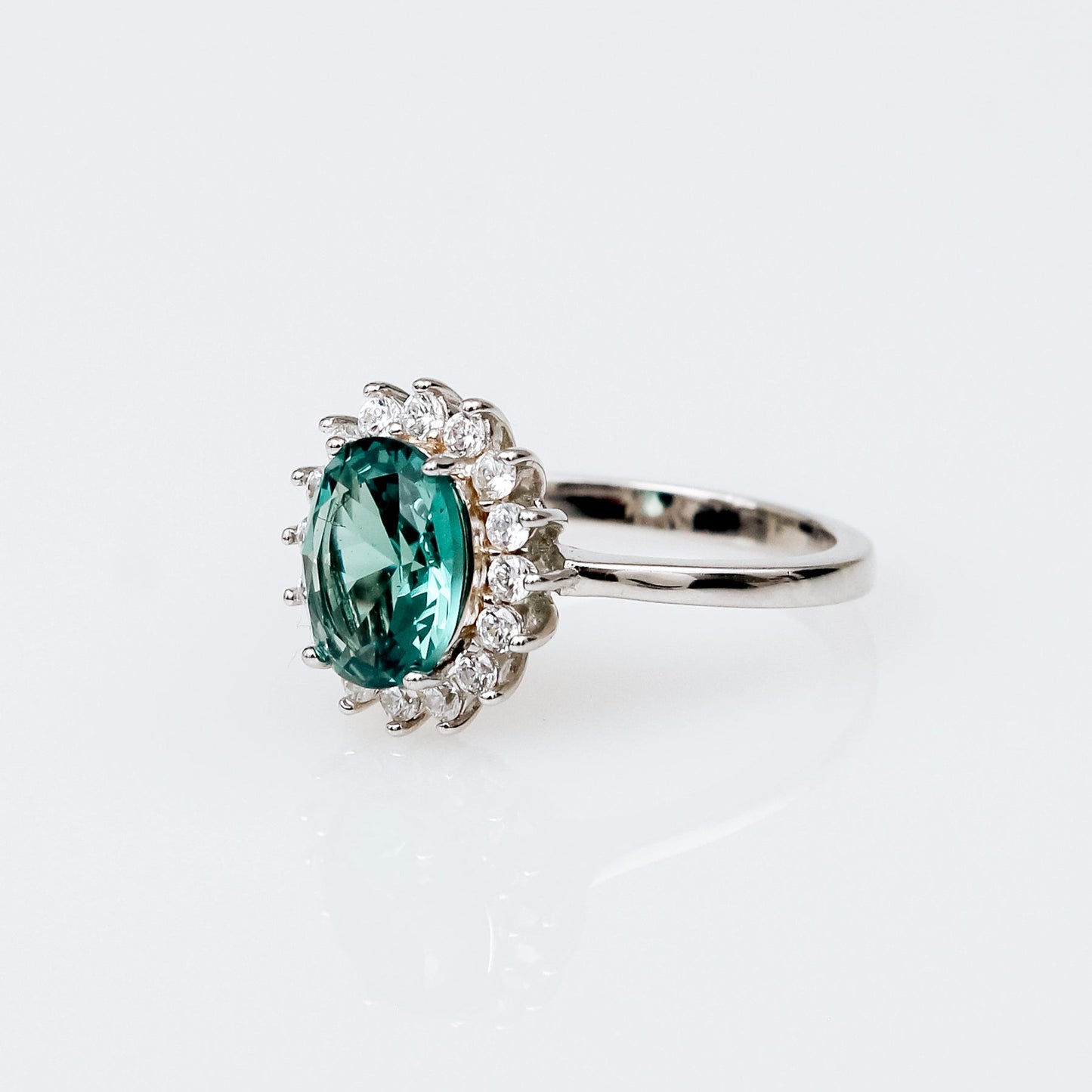 Anillo de Alejandrita Inspirado en Lady Di en Plata 925