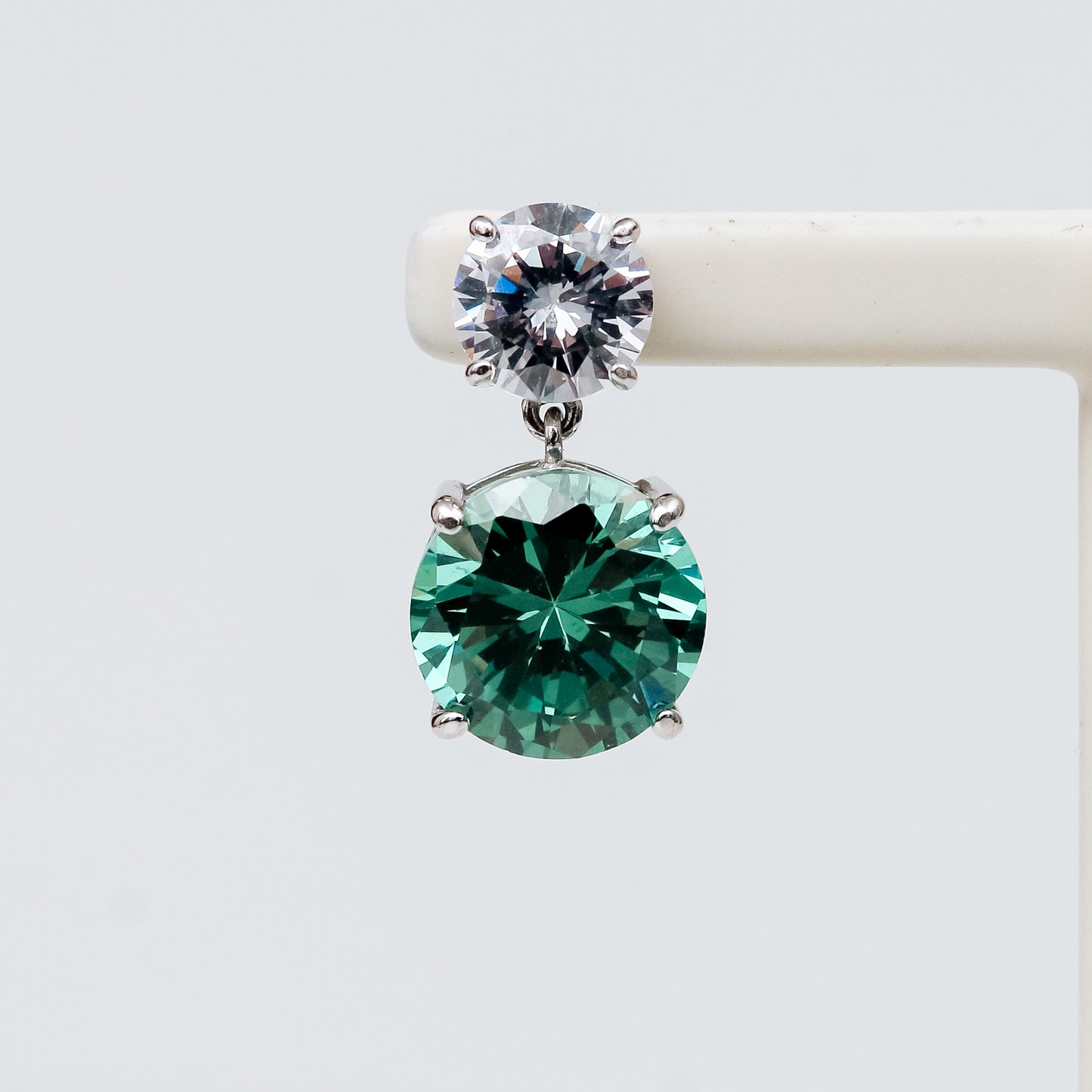Aretes de Alejandrita y Topacio Blanco en Plata 925