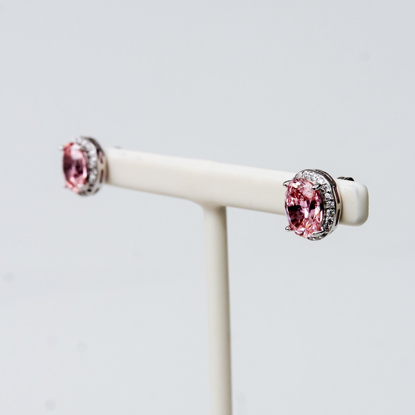 Aretes de Zafiro Rosa y Halo de Topacio Blanco en Plata 925