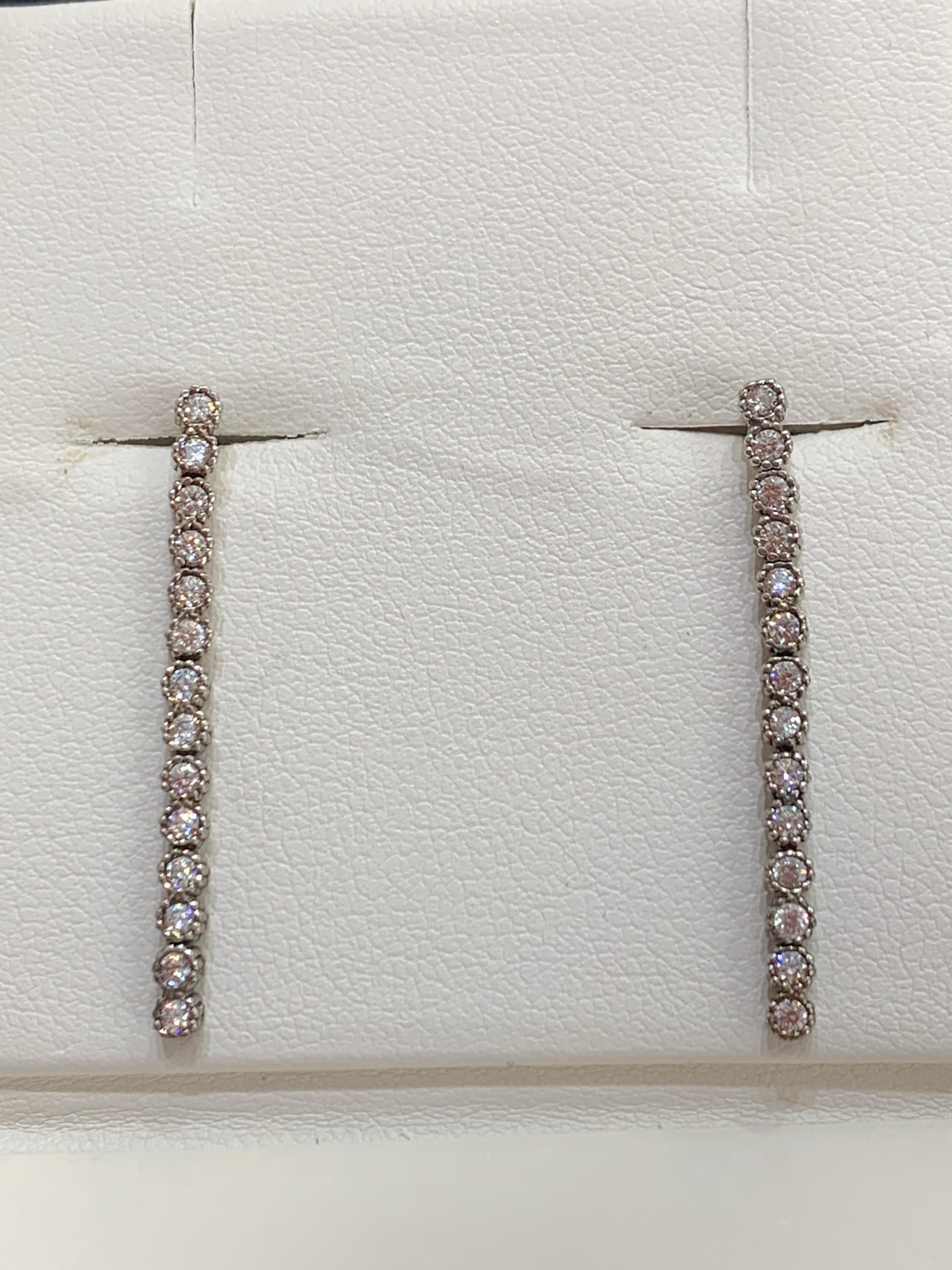 Aretes con zirconias