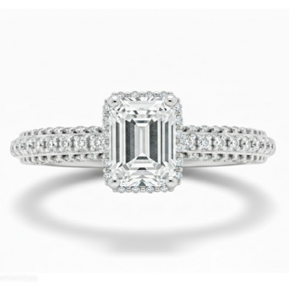 Anillo en Oro 10k con Zirconia Corte Esmeralda