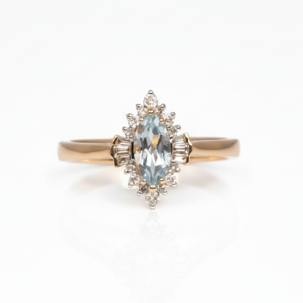 Anillo de Oro Blanco 14k con Aguamarina