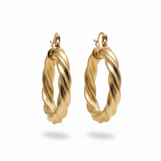 Arracadas de Chapa de Oro con Diseño Torcido