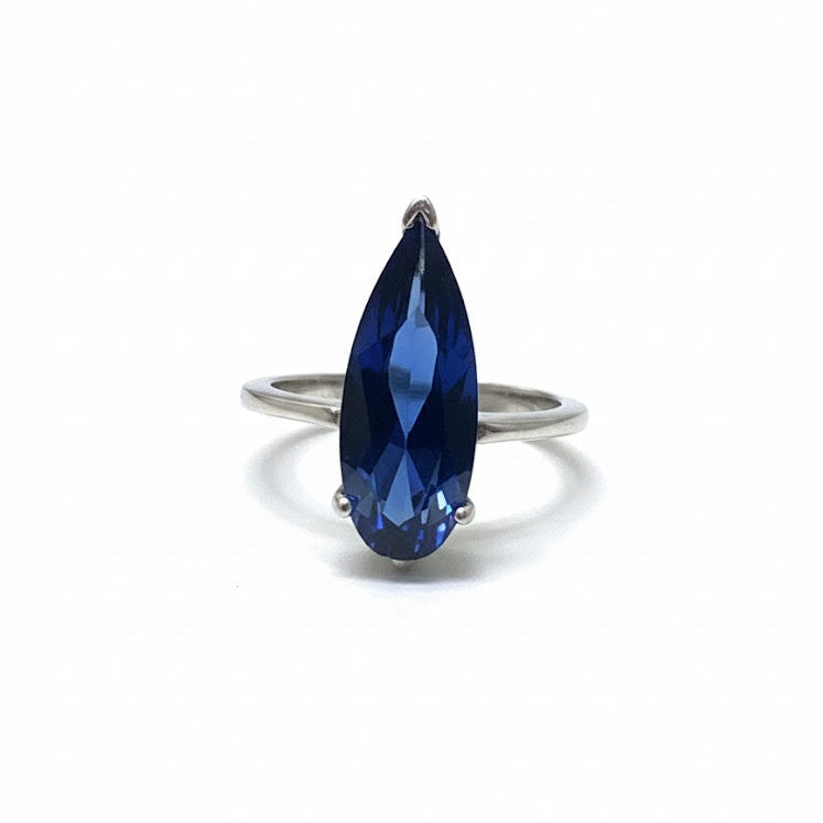 Anillo de plata corte Pera Alargada