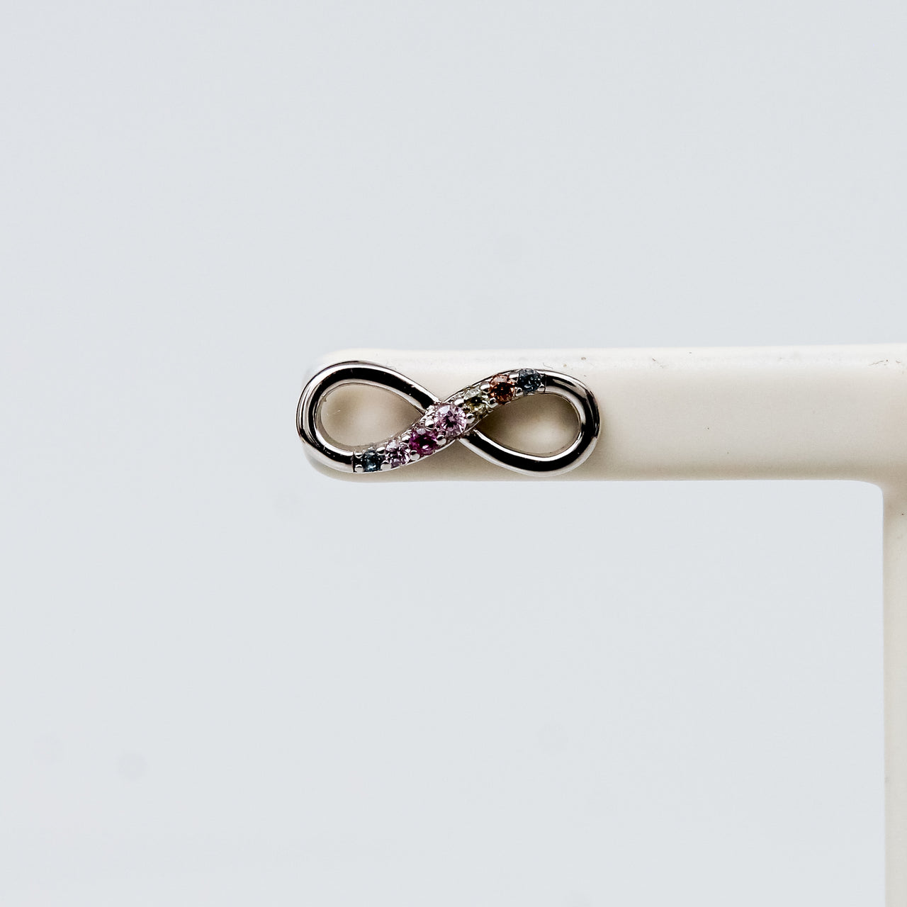 Aretes de Infinito con Topacios de Colores en Plata 925