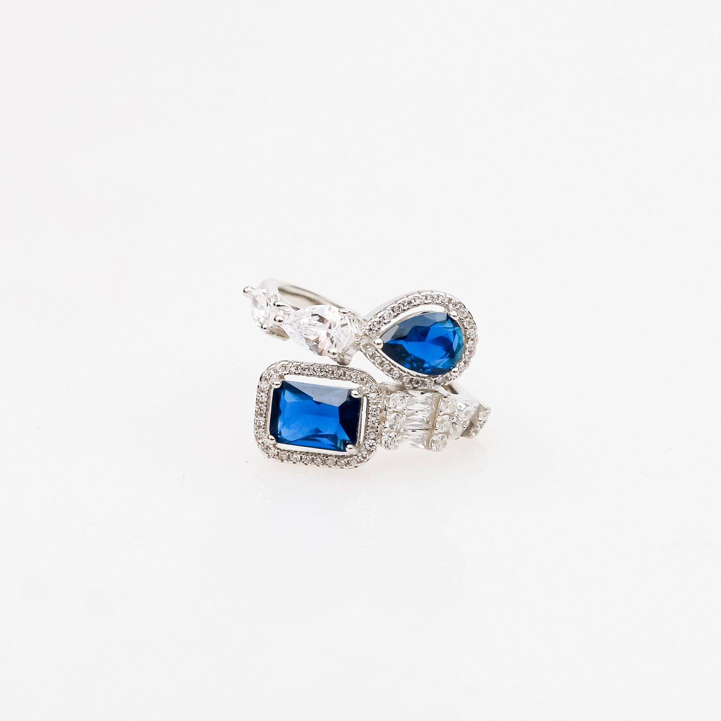 Set de Joyería con Zafiros y Topacios Blancos