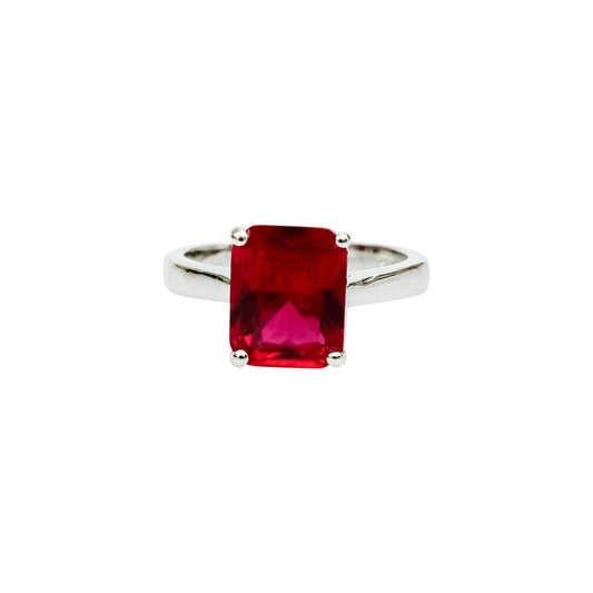 Anillo de Rubí en Corte Esmeralda con Plata .925