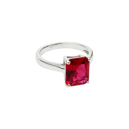 Anillo de Rubí en Corte Esmeralda con Plata .925