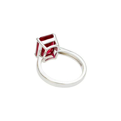 Anillo de Rubí en Corte Esmeralda con Plata .925