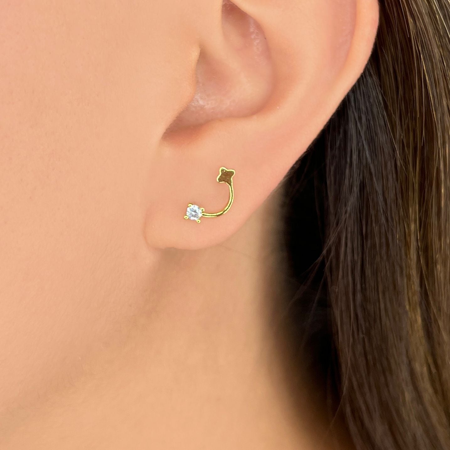 Aretes Minimalistas con Zirconia. (A207)