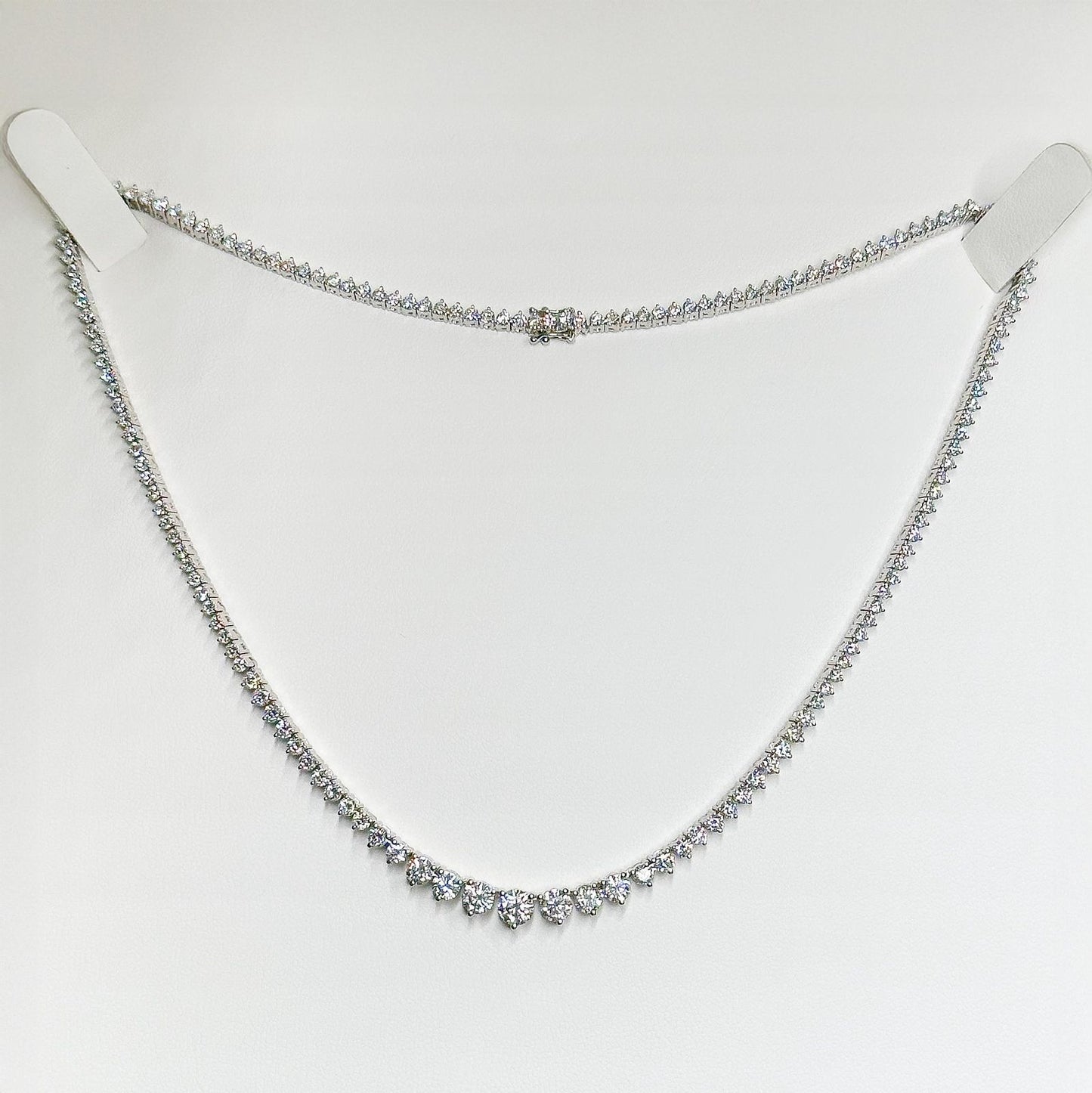 collar riviera y collar esmeralda