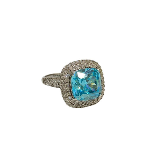 Anillo de Blue Diamond con Topacios Blancos