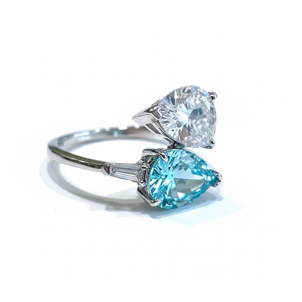 Anillo Tú y Yo en Plata .925 con Blue Diamond y Topacio Blanco