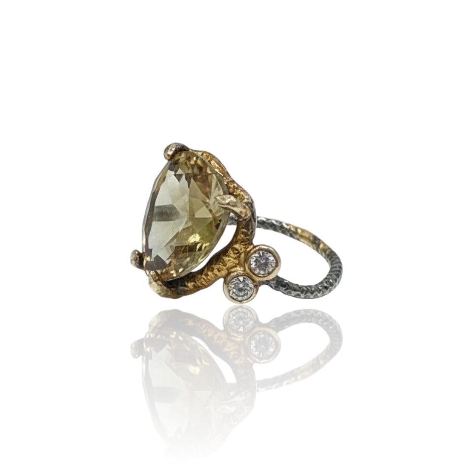 Anillo Corazón de Luz