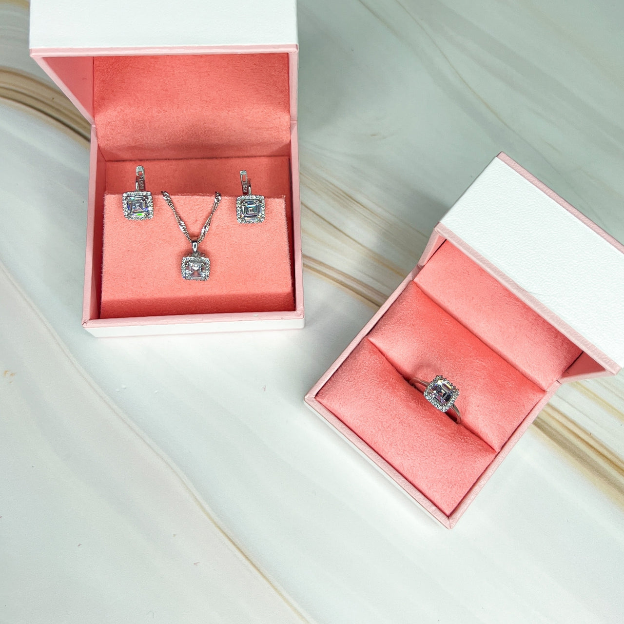 Silver Set with White Topaz with Halo (BE22)
