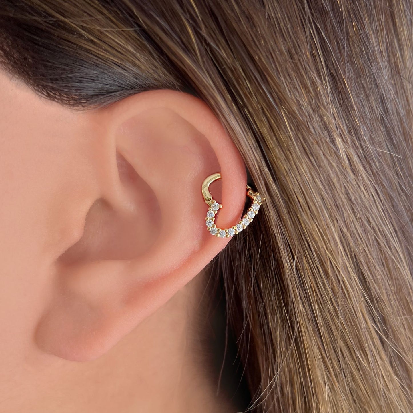 Heart-shaped earrings (024)