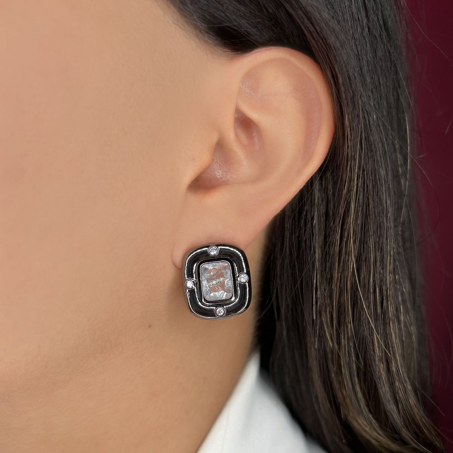Large square earring with zirconia (790)