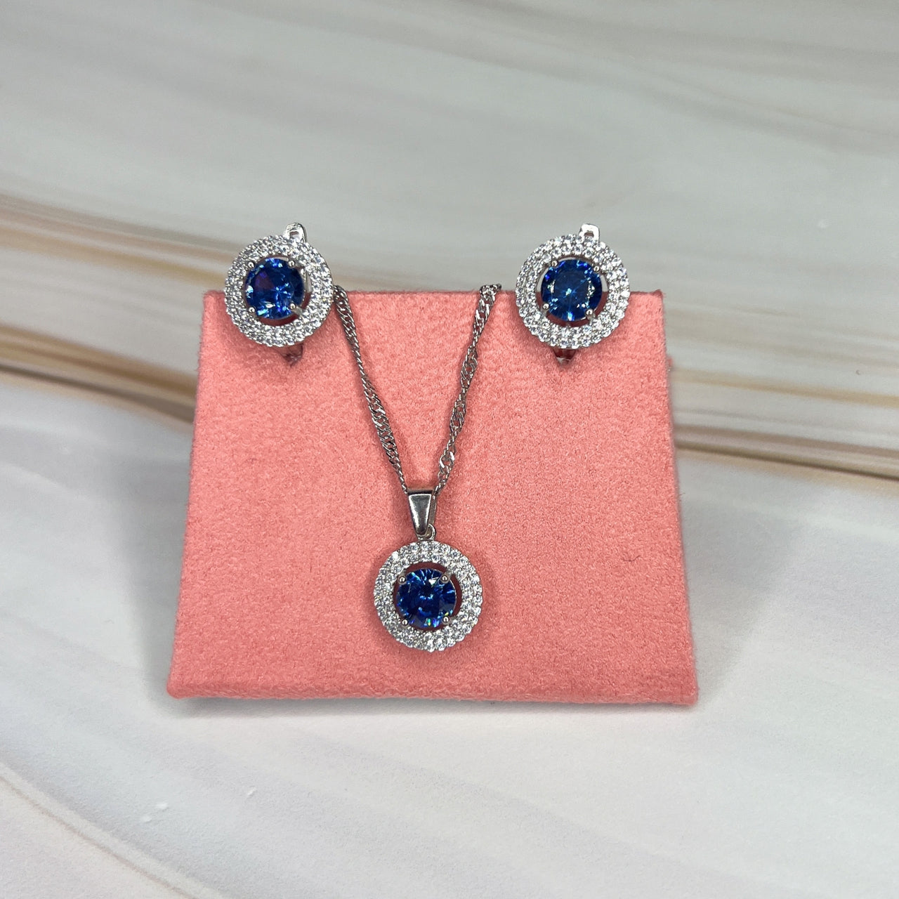 .925 Silver Set Sapphire double halo (BE17)