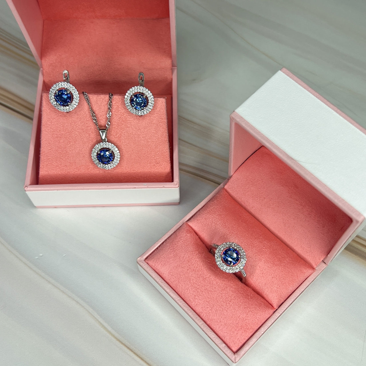 .925 Silver Set Sapphire double halo (BE17)