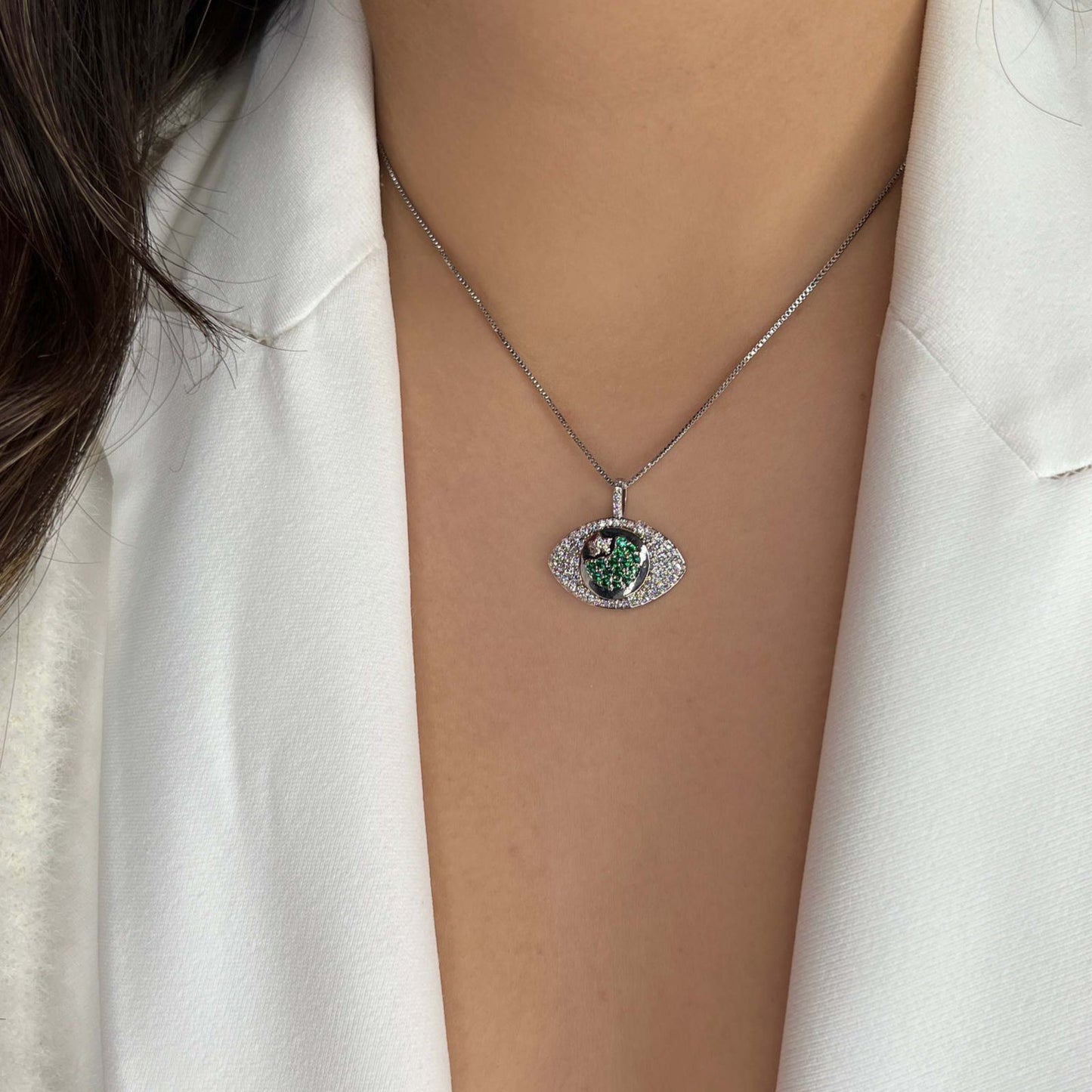 Big green eye necklace (664)