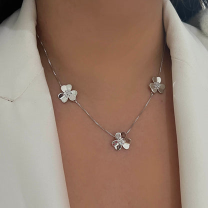 3 flower necklace (691)