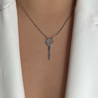 Star Key Necklace (995)