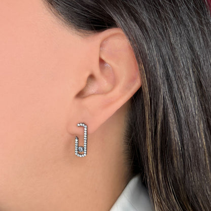 Safety-shaped earring (604)
