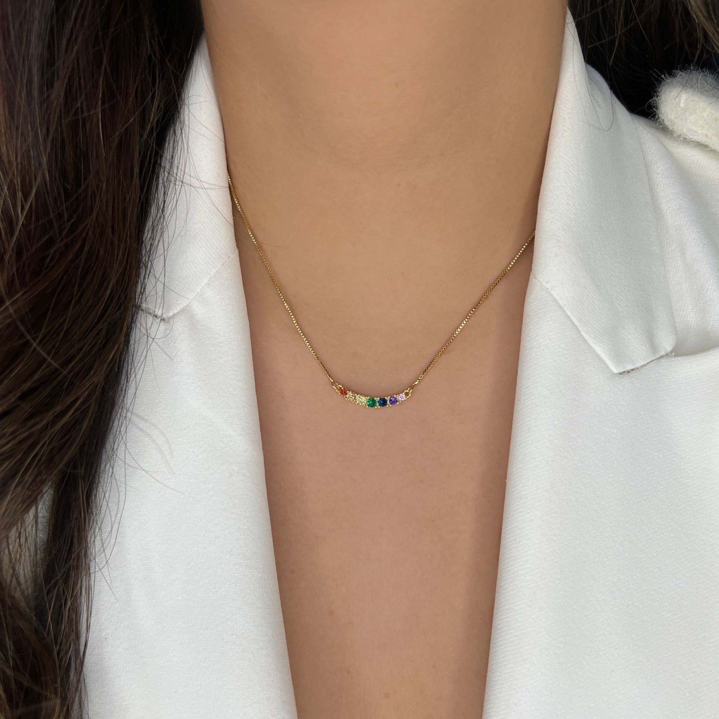 Rainbow curved bar necklace (916)