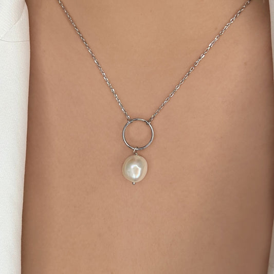 Circle + Pearl Necklace