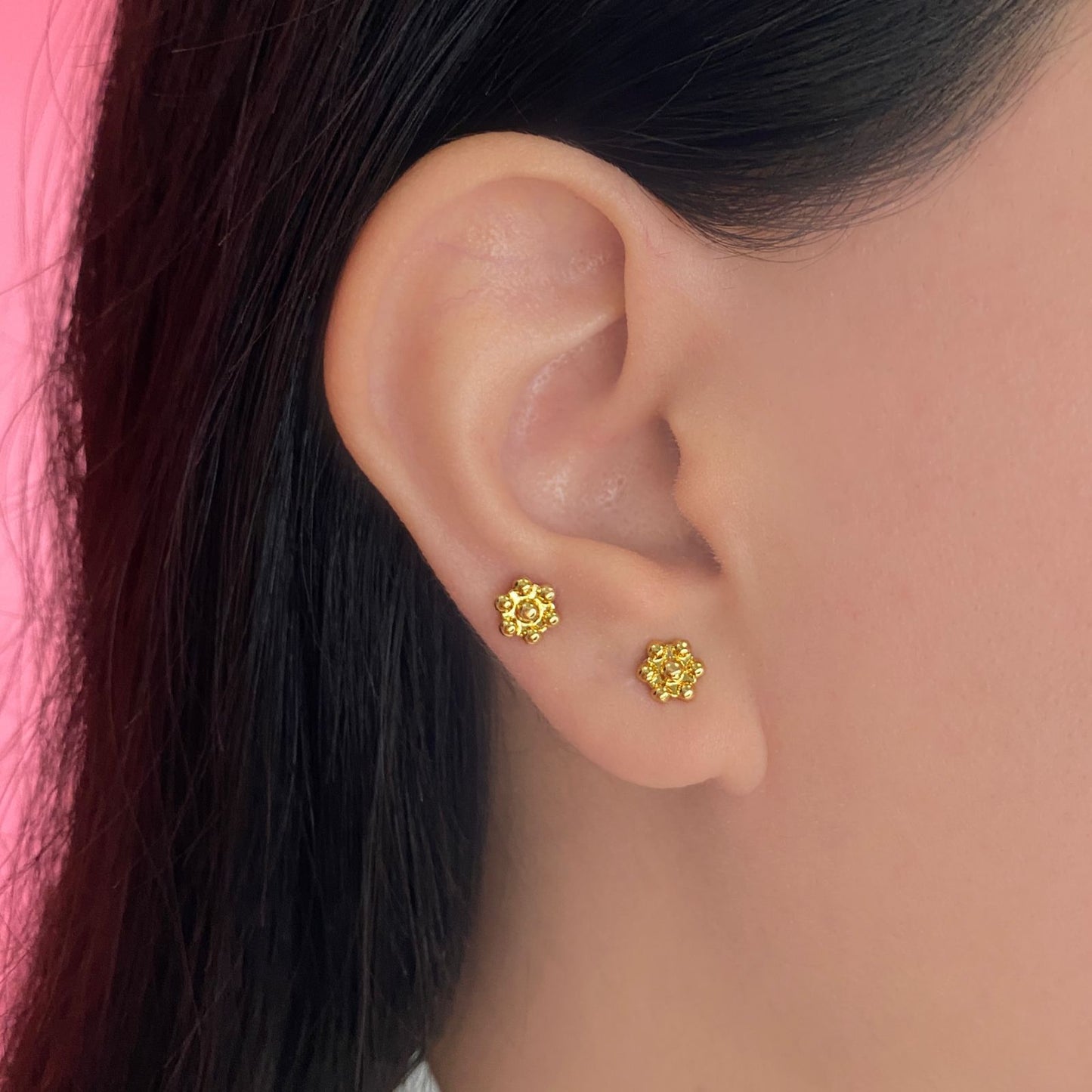 Solid Gold Flower Studs (1319)